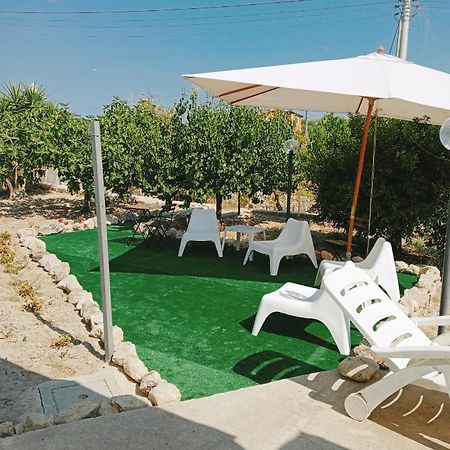 Jardinu Guest House Noto Bagian luar foto