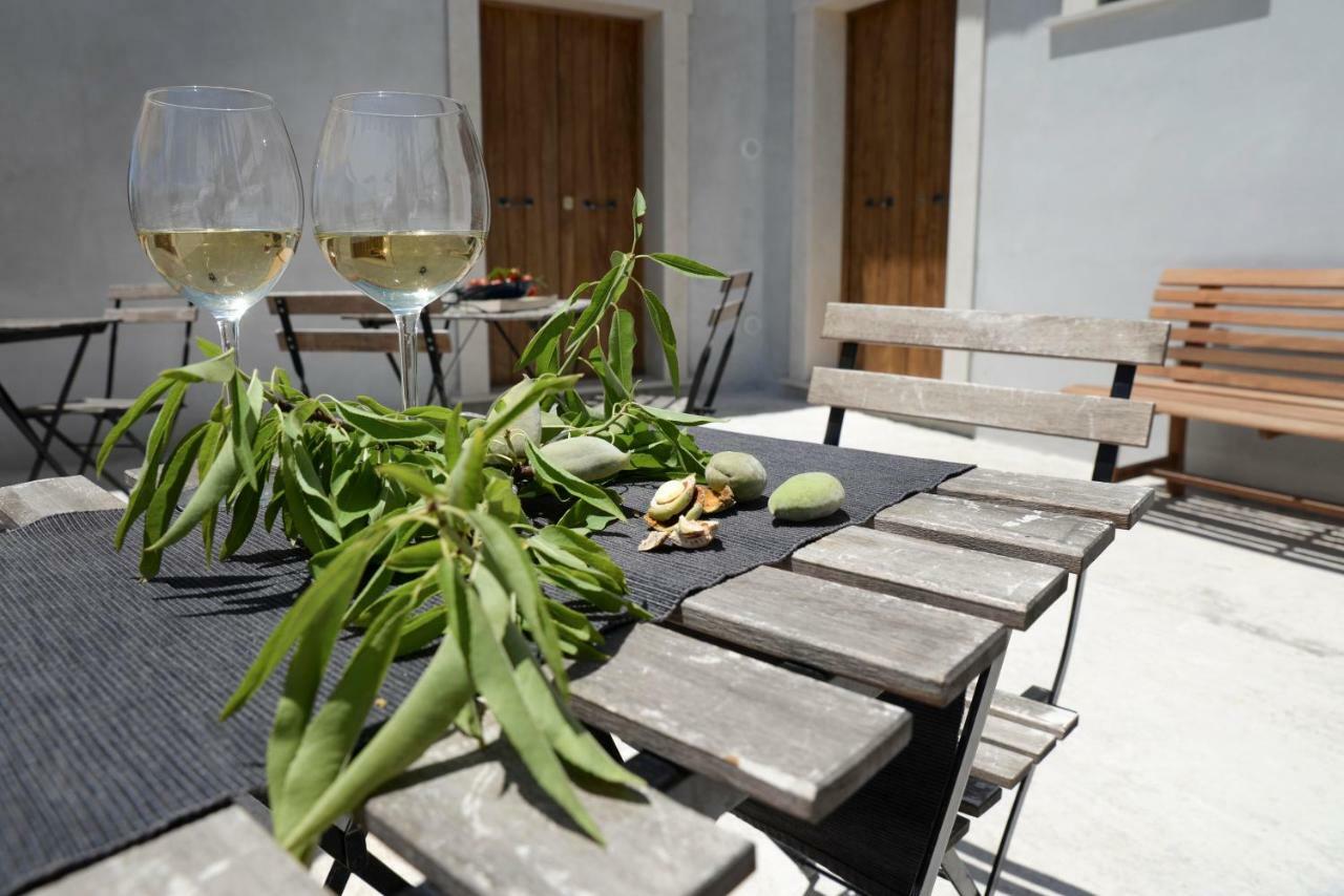 Jardinu Guest House Noto Bagian luar foto
